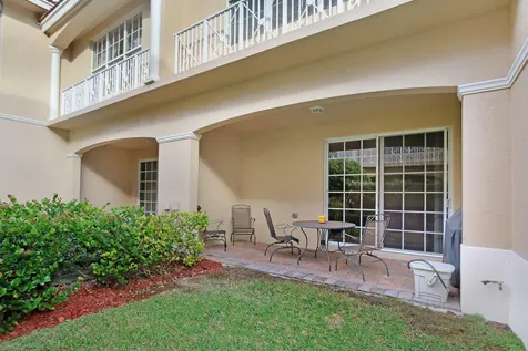 4711 Artesa Way E Palm Beach Gardens FL 33418
