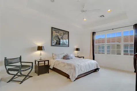 4711 Artesa Way E Palm Beach Gardens FL 33418