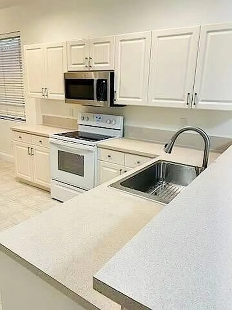 10752 Oak Bend Way Wellington FL 33414