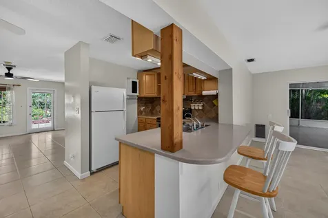 1540 NE 40th Street Oakland Park FL 33334