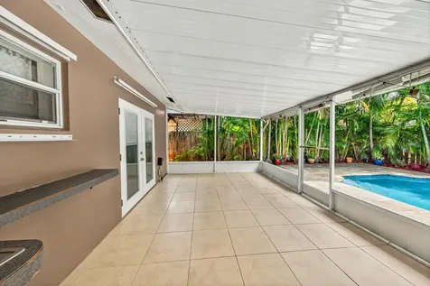 1540 NE 40th Street Oakland Park FL 33334