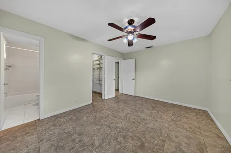 1540 NE 40th Street Oakland Park FL 33334