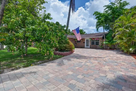 1540 NE 40th Street Oakland Park FL 33334