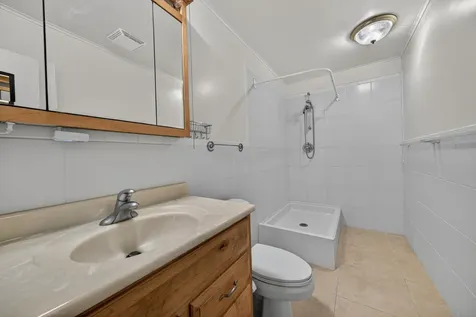 1540 NE 40th Street Oakland Park FL 33334