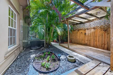 1540 NE 40th Street Oakland Park FL 33334