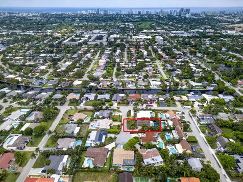 1540 NE 40th Street Oakland Park FL 33334