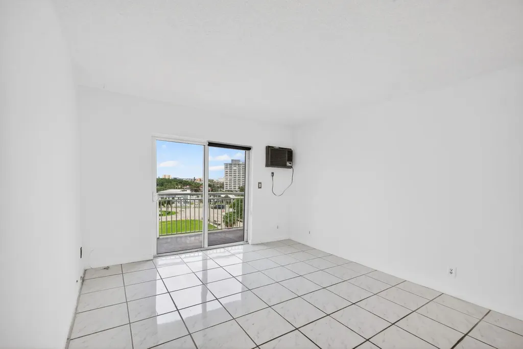 720 Orton Avenue Fort Lauderdale FL 33304