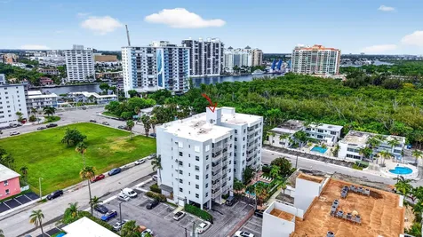 720 Orton Avenue Fort Lauderdale FL 33304