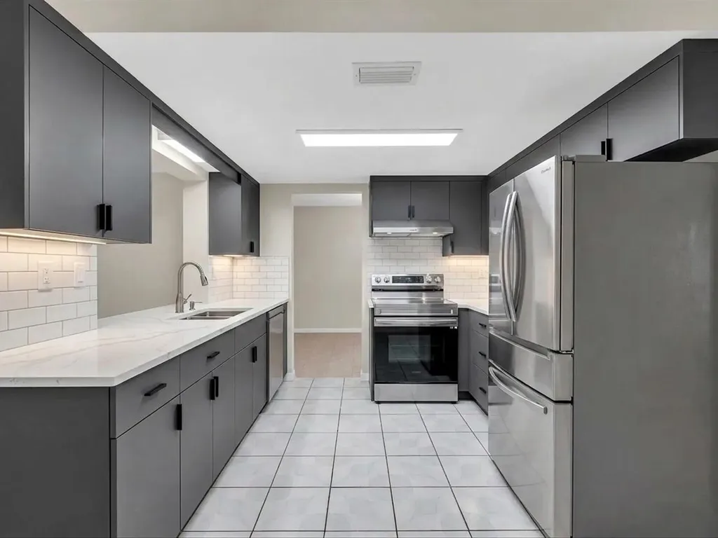 4514 NW 43rd Terrace Tamarac FL 33319