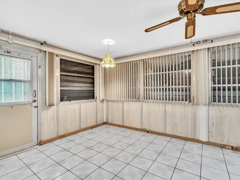 4514 NW 43rd Terrace Tamarac FL 33319