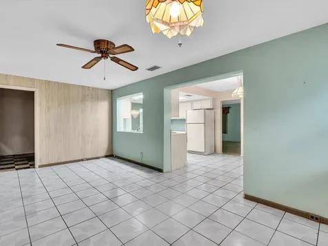 4514 NW 43rd Terrace Tamarac FL 33319