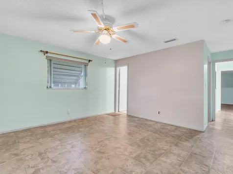 4514 NW 43rd Terrace Tamarac FL 33319
