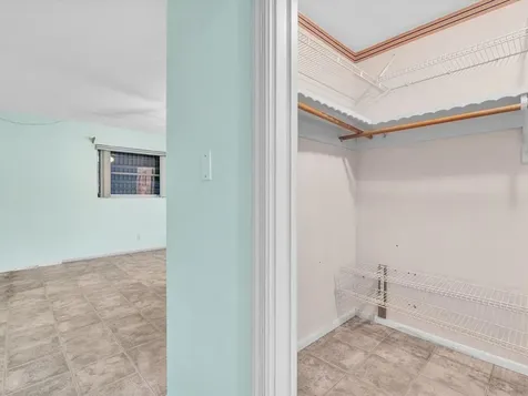 4514 NW 43rd Terrace Tamarac FL 33319