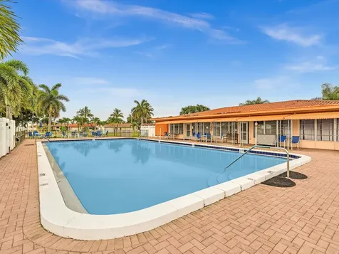 4514 NW 43rd Terrace Tamarac FL 33319