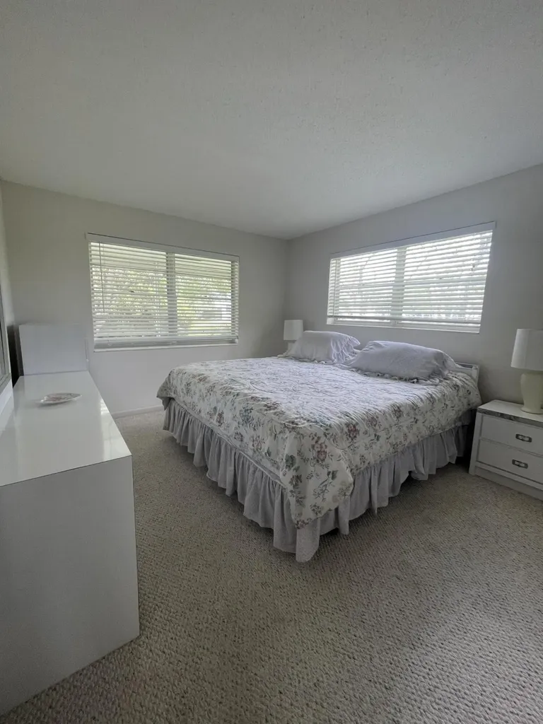 40 Keswick Deerfield Beach FL 33442