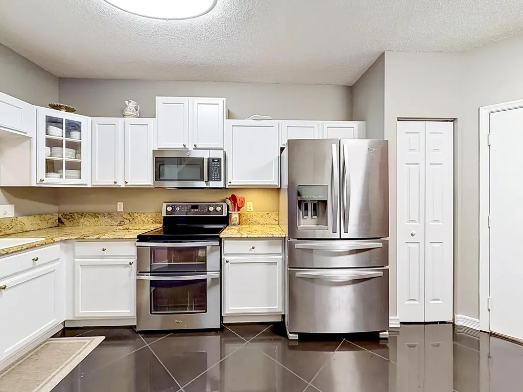 8279 Via Leonessa Drive Boca Raton FL 33433