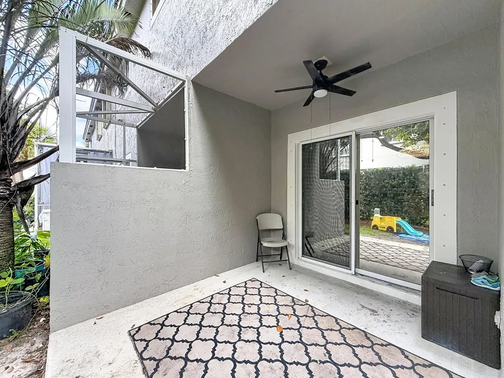 8279 Via Leonessa Drive Boca Raton FL 33433