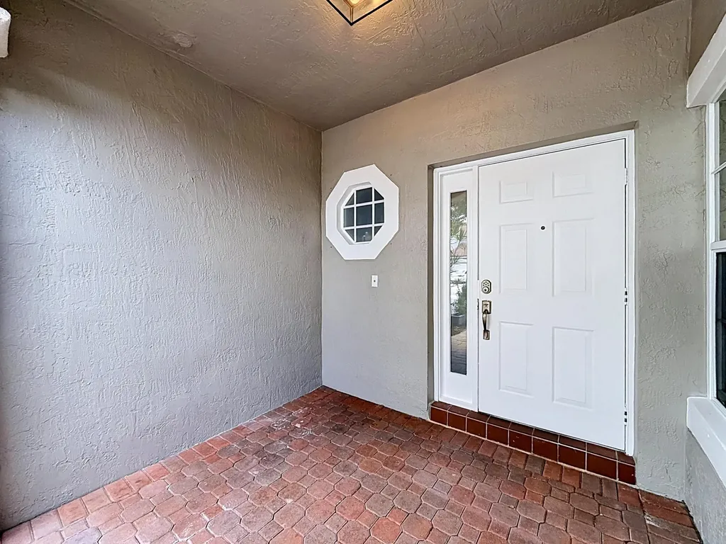 8279 Via Leonessa Drive Boca Raton FL 33433