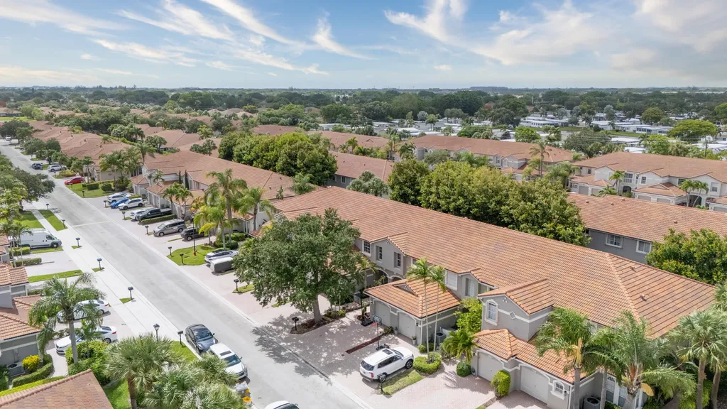 8279 Via Leonessa Drive Boca Raton FL 33433