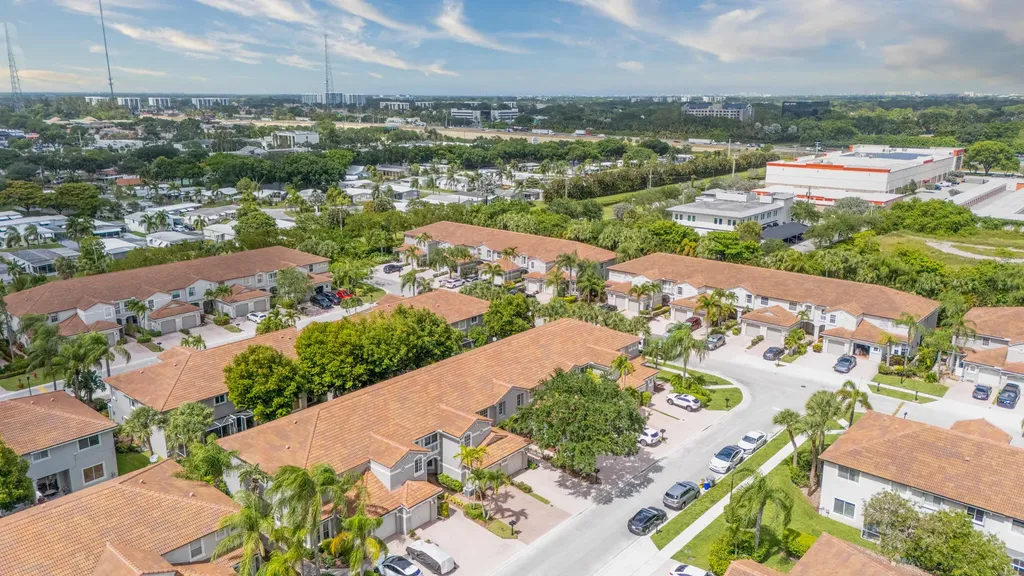 8279 Via Leonessa Drive Boca Raton FL 33433