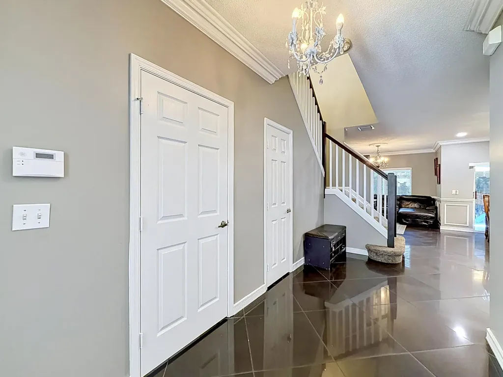 8279 Via Leonessa Drive Boca Raton FL 33433