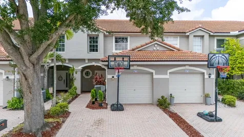 8279 Via Leonessa Drive Boca Raton FL 33433
