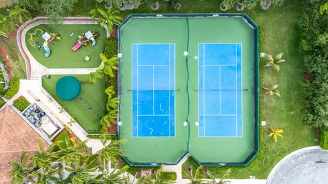 8279 Via Leonessa Drive Boca Raton FL 33433