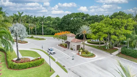 8279 Via Leonessa Drive Boca Raton FL 33433