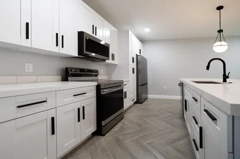 333 NW 41st Street Oakland Park FL 33309