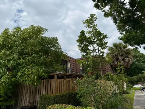 2213 22nd Lane Palm Beach Gardens FL 33418