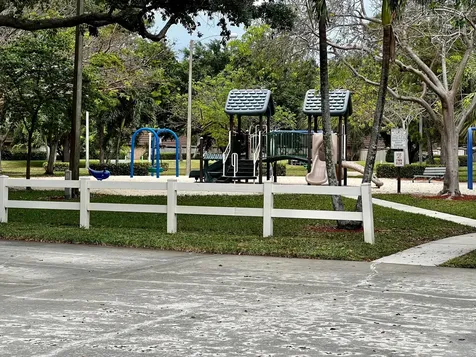 2213 22nd Lane Palm Beach Gardens FL 33418