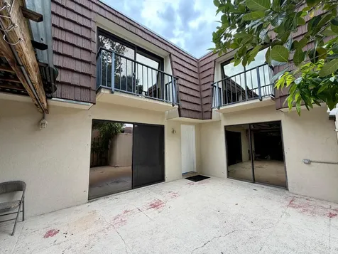 2213 22nd Lane Palm Beach Gardens FL 33418