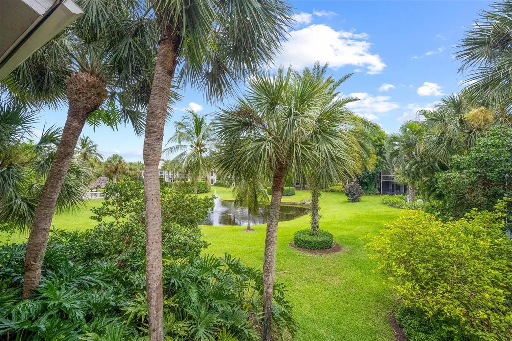 11863 Wimbledon Circle Wellington FL 33414