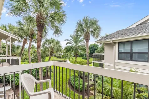 11863 Wimbledon Circle Wellington FL 33414