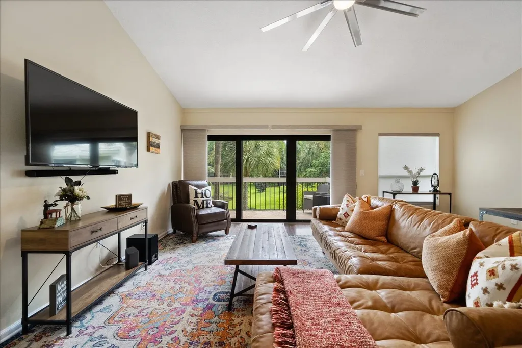 11863 Wimbledon Circle Wellington FL 33414