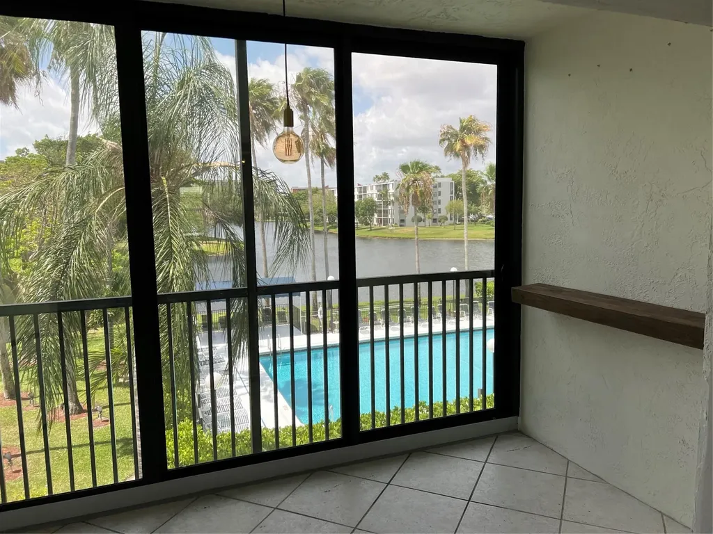 2220 N Cypress Bend Drive Pompano Beach FL 33069