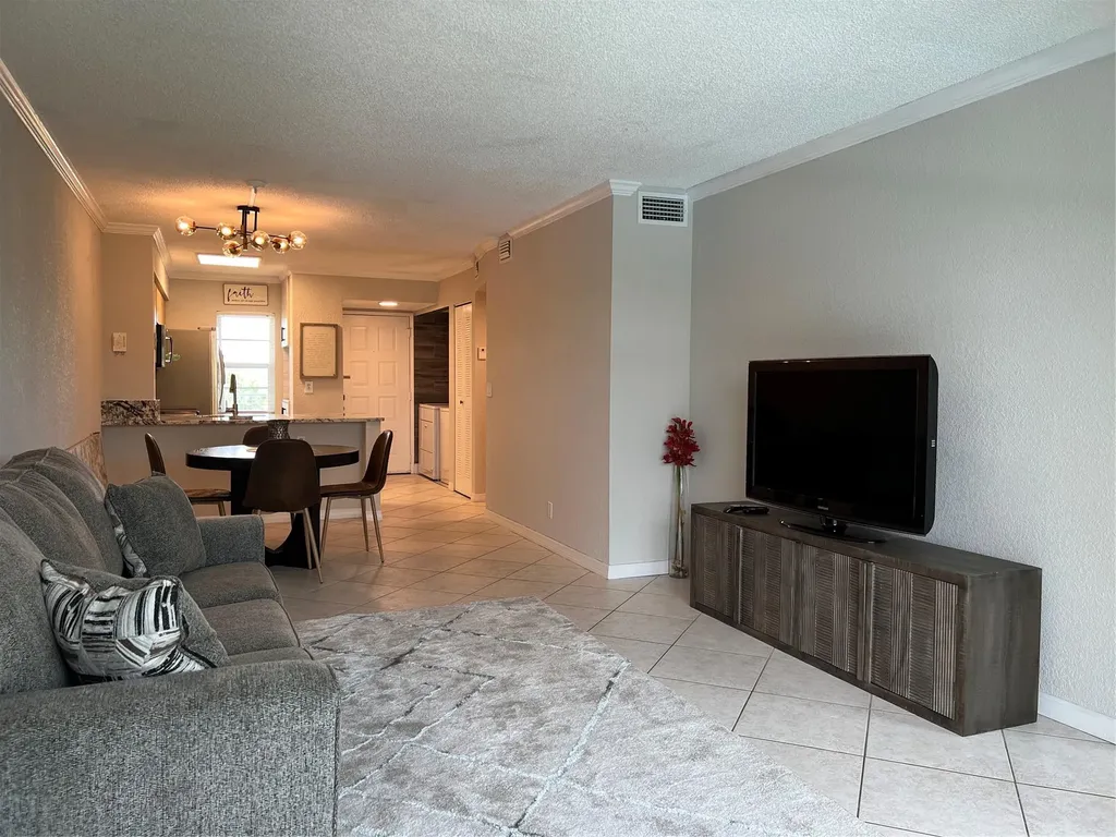 2220 N Cypress Bend Drive Pompano Beach FL 33069