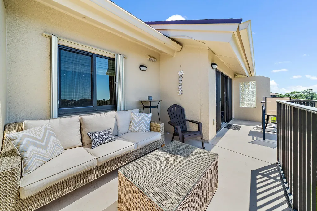 1701 Marina Isle Way Jupiter FL 33477