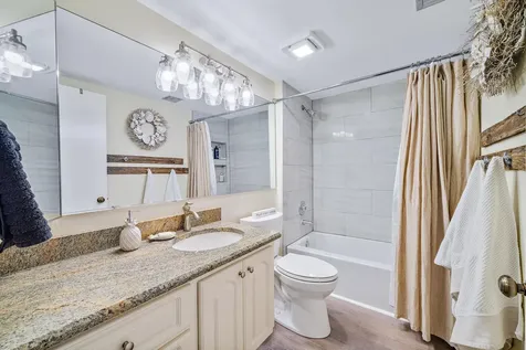 1701 Marina Isle Way Jupiter FL 33477