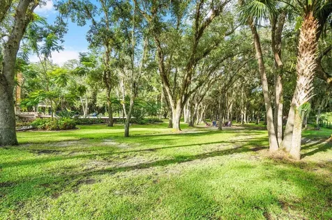 4560 S 25th Street Fort Pierce FL 34981