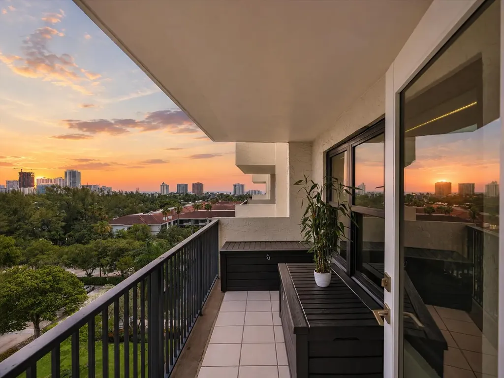 3200 Port Royale Drive N Fort Lauderdale FL 33308