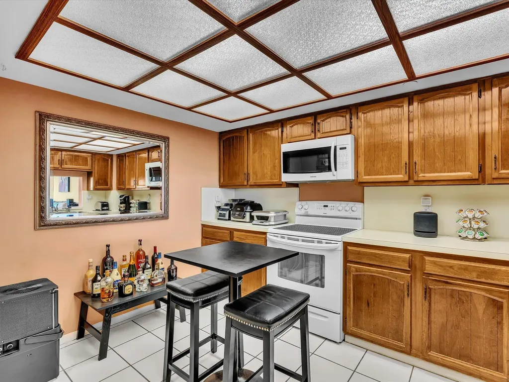 3200 N Port Royale Drive Drive N Fort Lauderdale FL 33308