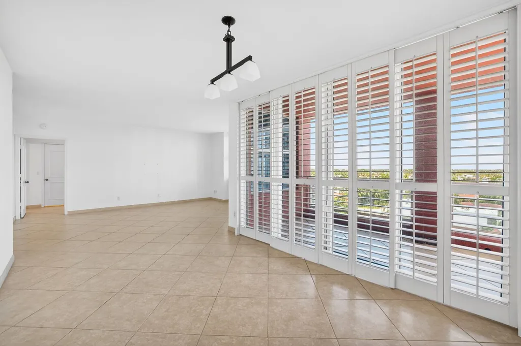 2100 N Ocean Boulevard Fort Lauderdale FL 33305