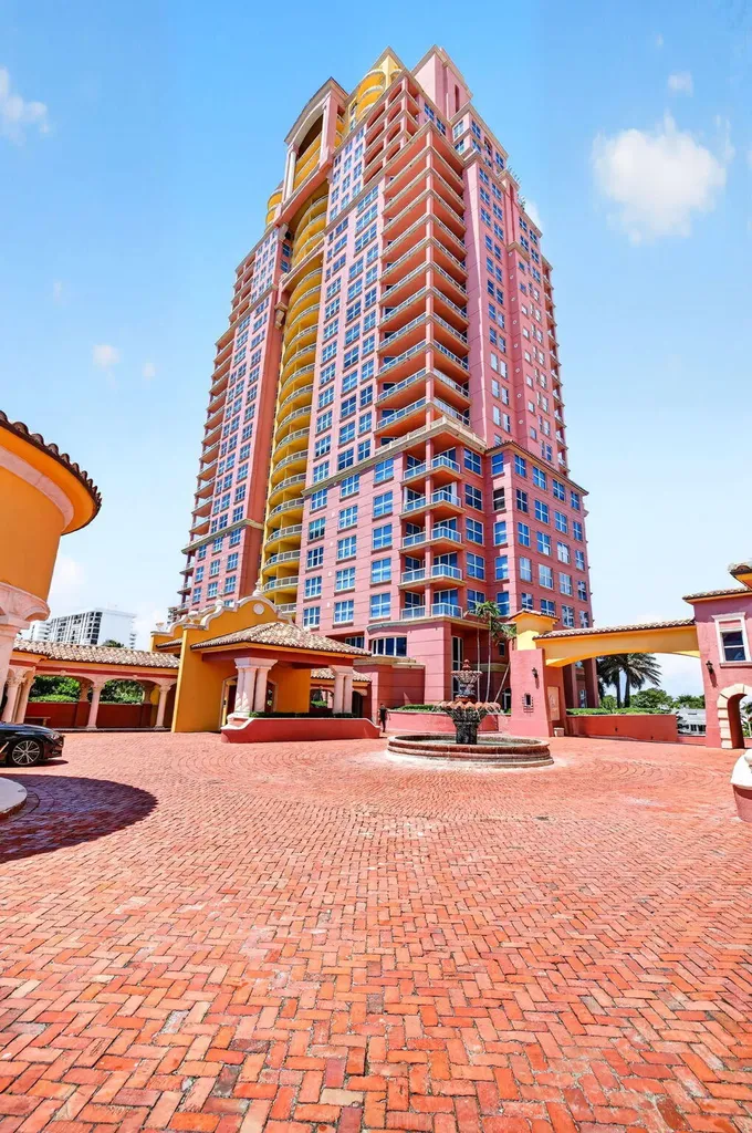 2100 N Ocean Boulevard Fort Lauderdale FL 33305