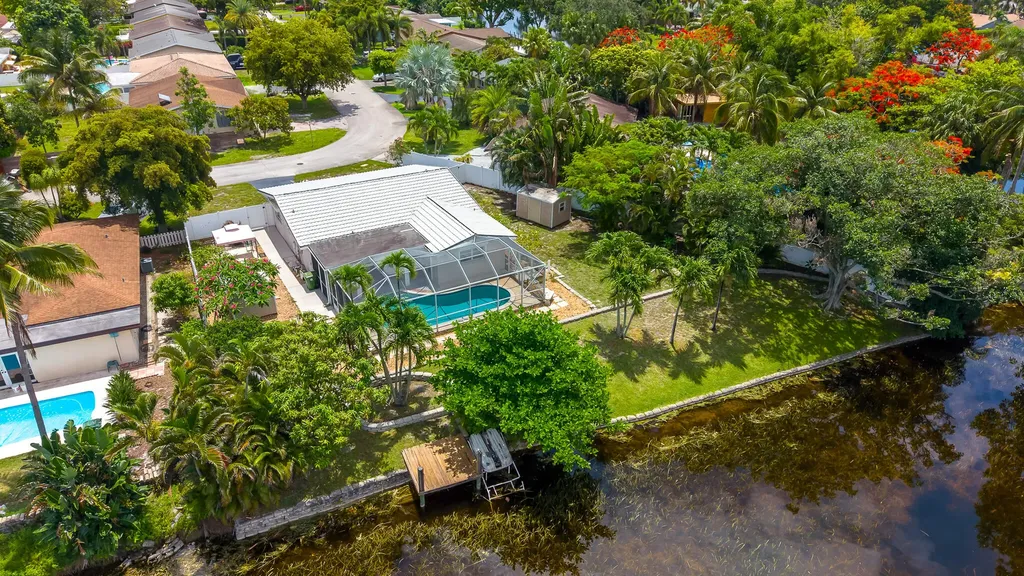 6761 NW 32nd Avenue Fort Lauderdale FL 33309