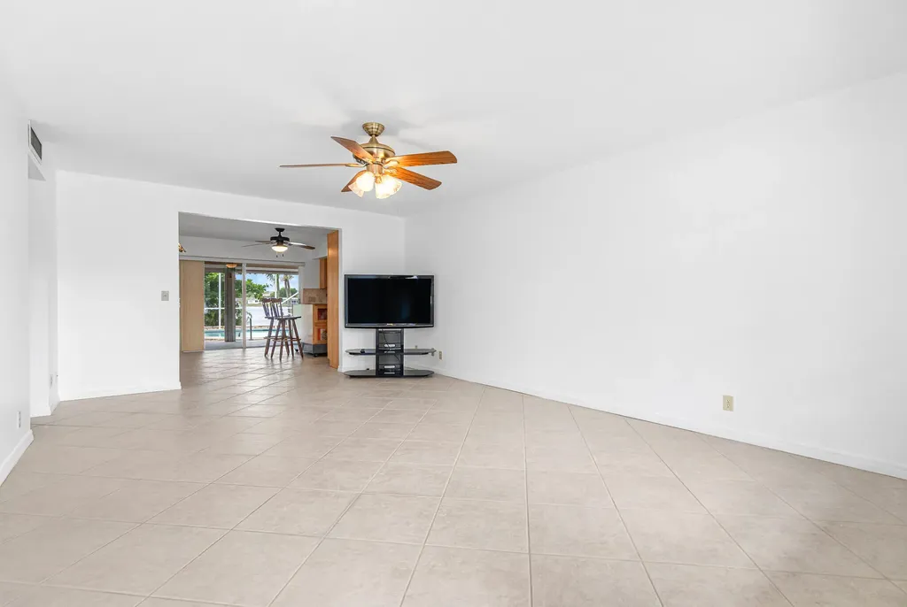 6761 NW 32nd Avenue Fort Lauderdale FL 33309
