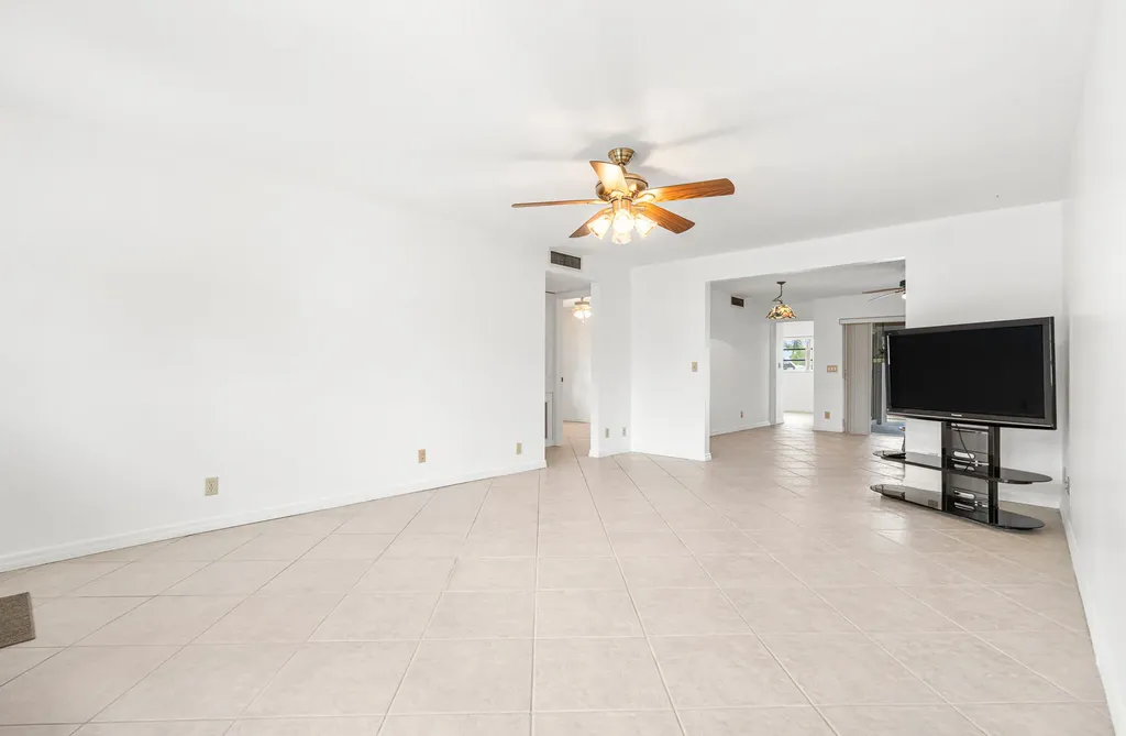 6761 NW 32nd Avenue Fort Lauderdale FL 33309