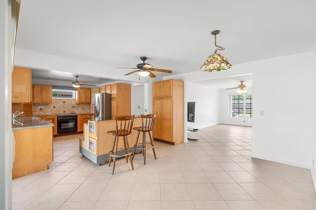 6761 NW 32nd Avenue Fort Lauderdale FL 33309