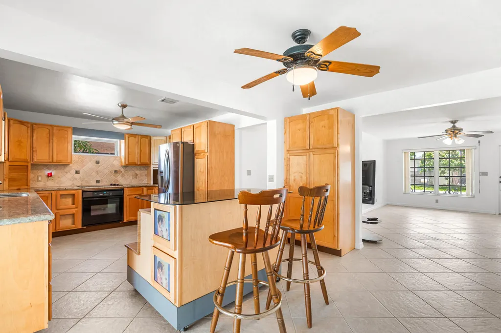 6761 NW 32nd Avenue Fort Lauderdale FL 33309