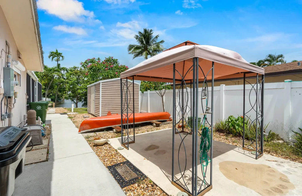 6761 NW 32nd Avenue Fort Lauderdale FL 33309